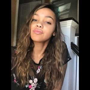 Meet your Posher, Jasmine